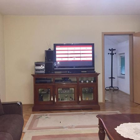Jani Apartment Prisztina Zewnętrze zdjęcie