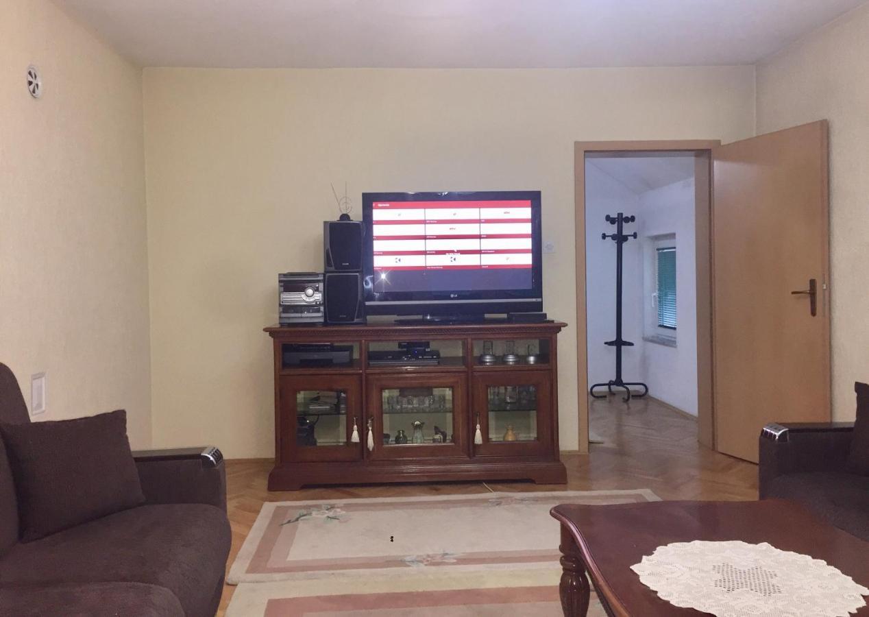 Jani Apartment Prisztina Zewnętrze zdjęcie